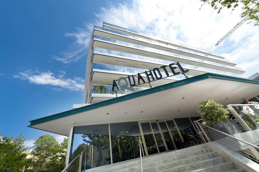 Aqua Hotel Римини Екстериор снимка